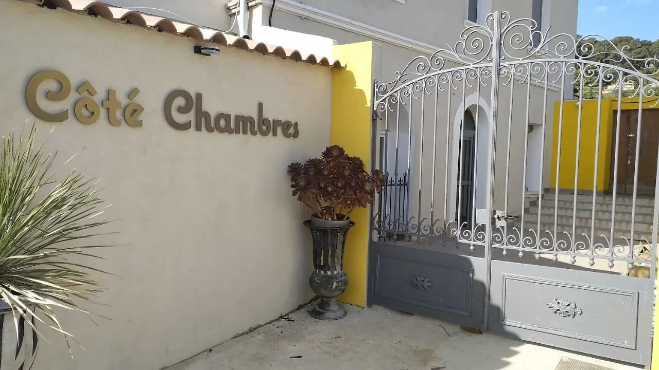 Bed and Breakfast Cote Chambre Йер 0*,  Франция